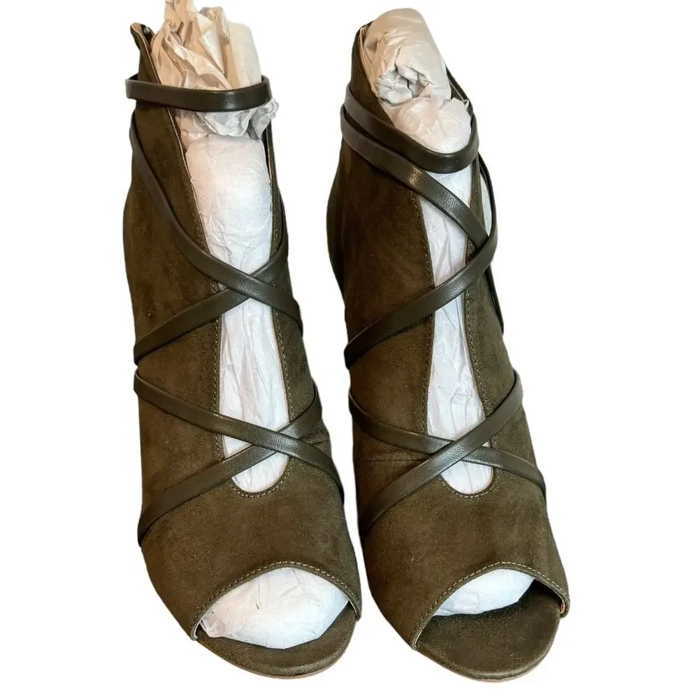 NWOT Journee Collection Samara Stiletto‎ Heeled Boot
